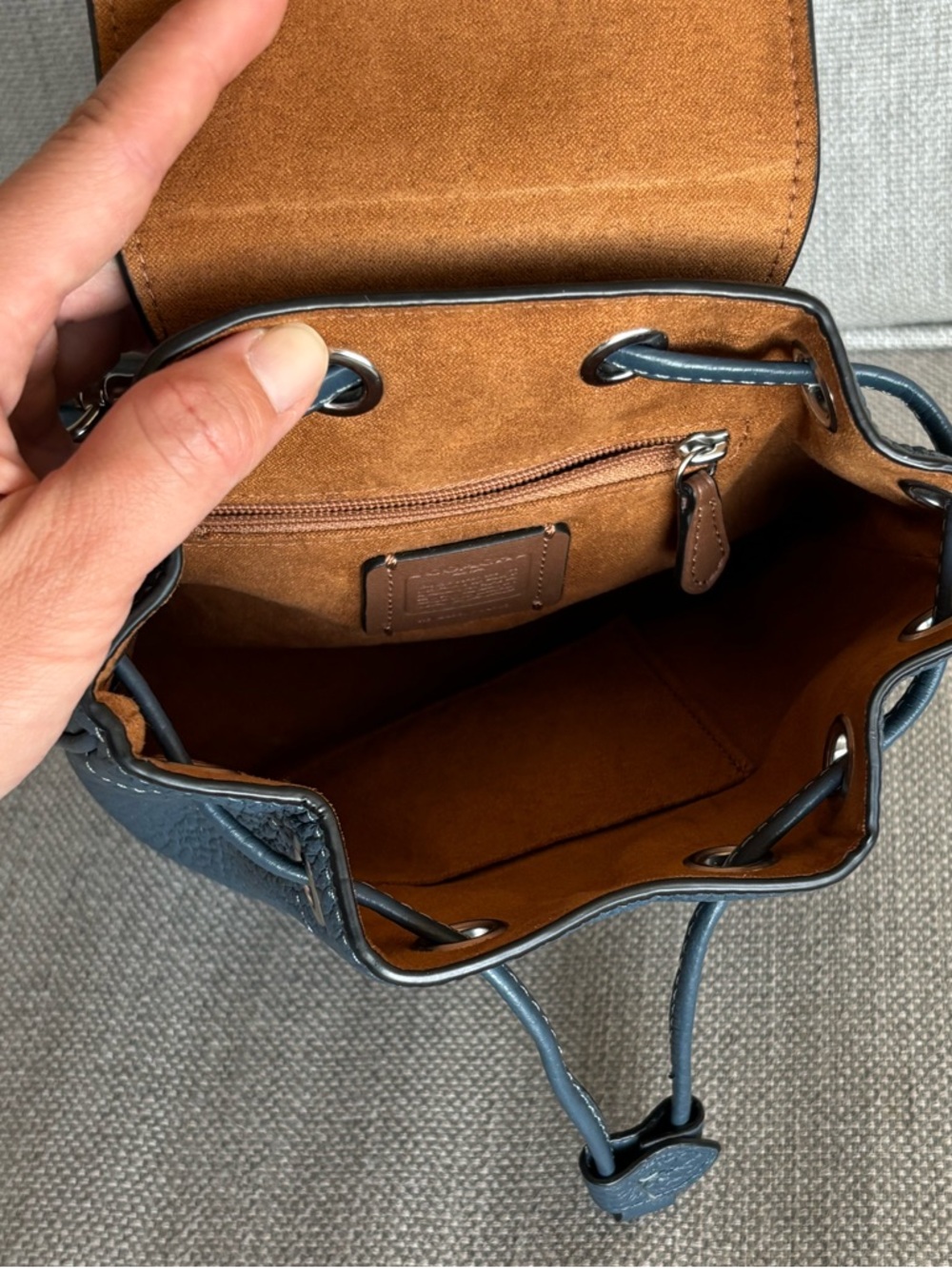 Coach Amelia small convertible backpack - Picture 5 of 8